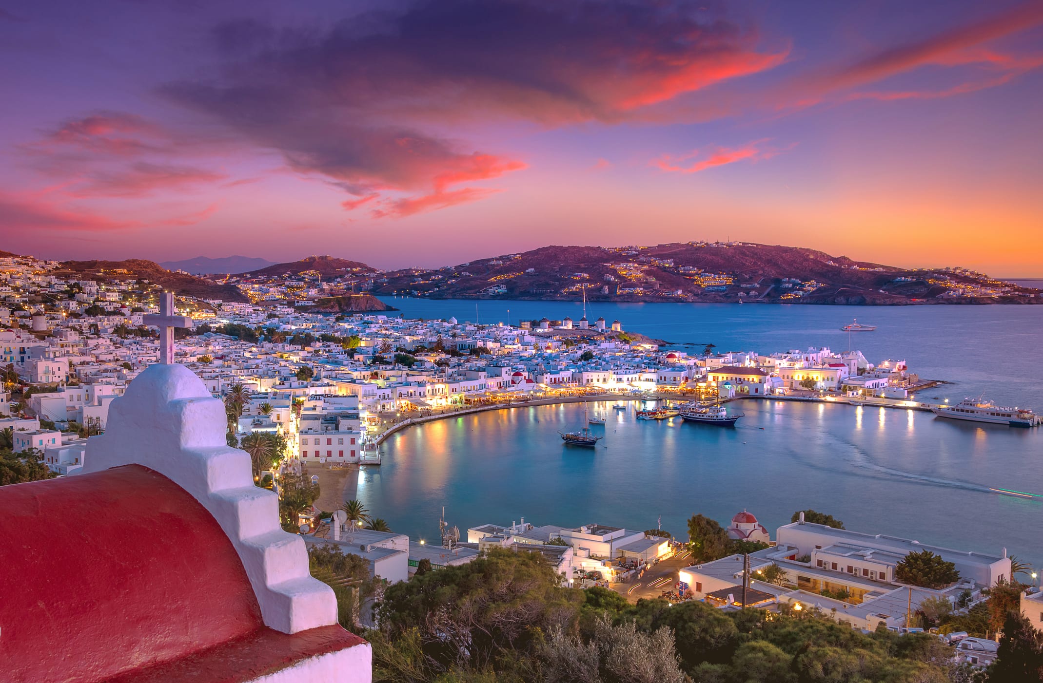 Wie komme ich von der Türkei auf die Insel Santorin in Griechenland?